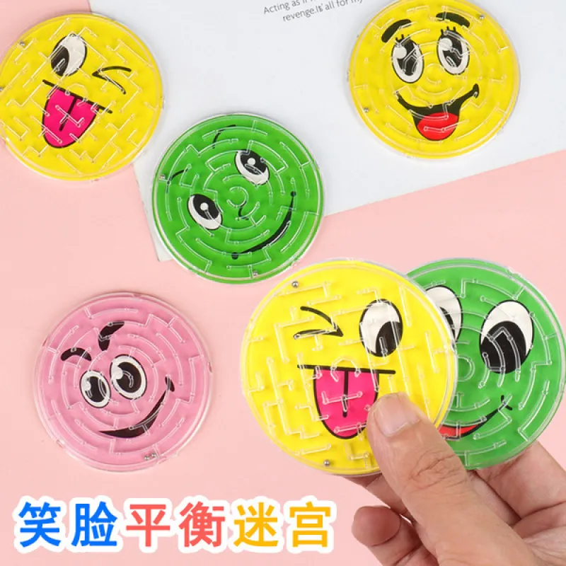 Small maze smiley toy c